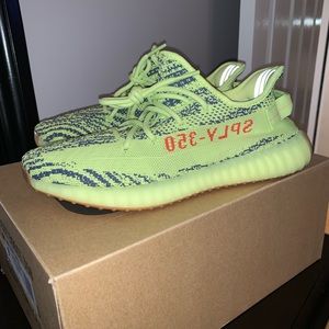 Yeezy 350 V2 Frozen Yellow